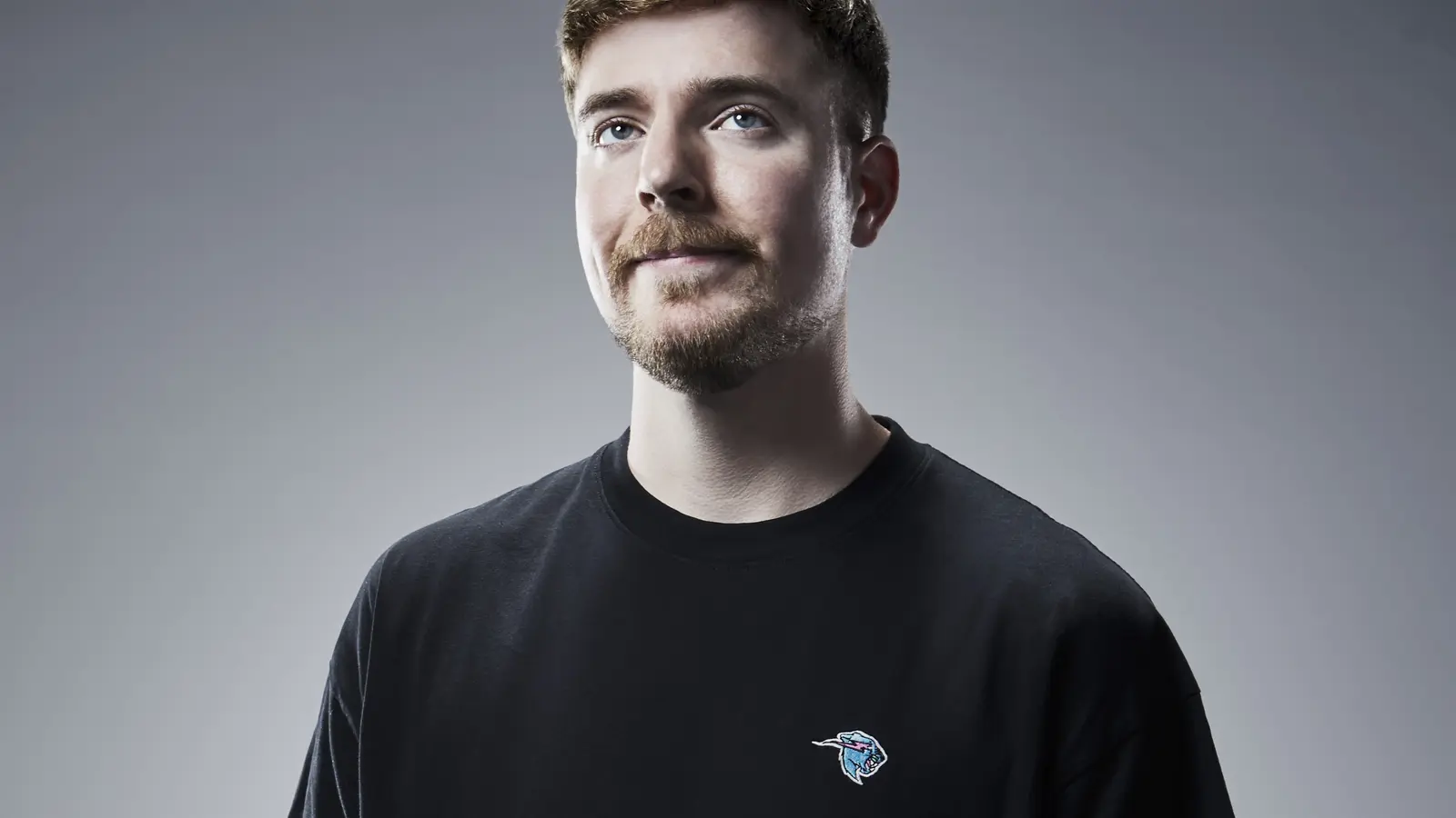 MrBeast, архивный портрет 2023 года; свадьба не показана; Steven Khan / Wikimedia Commons, CC BY 4.0
